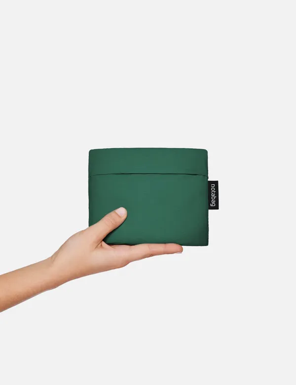 NB_7_ForestGreen_Pouch.webp