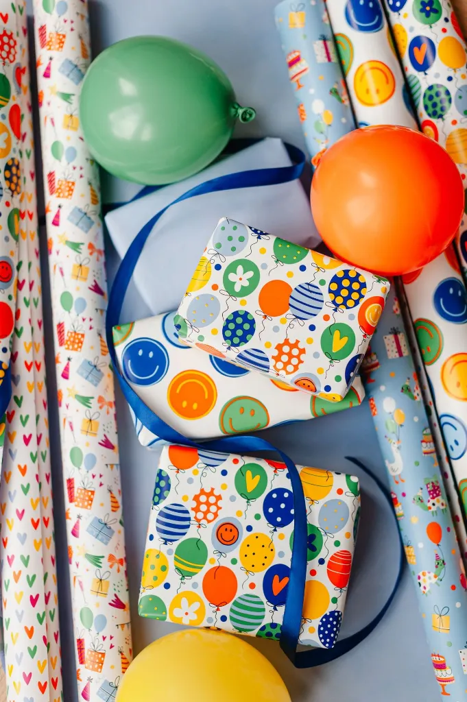 0038287_kp-cadeaupapier-50cm-200m-birthday-balloons.webp