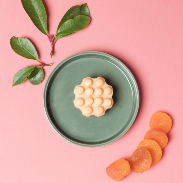 Wondr Apricot Dreams shampoo bar - voor gekleurd haar 