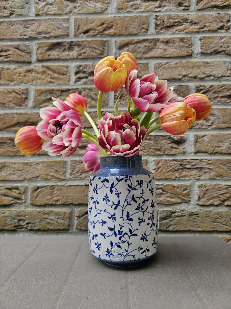 W6 vaas blauwe bloemenprint