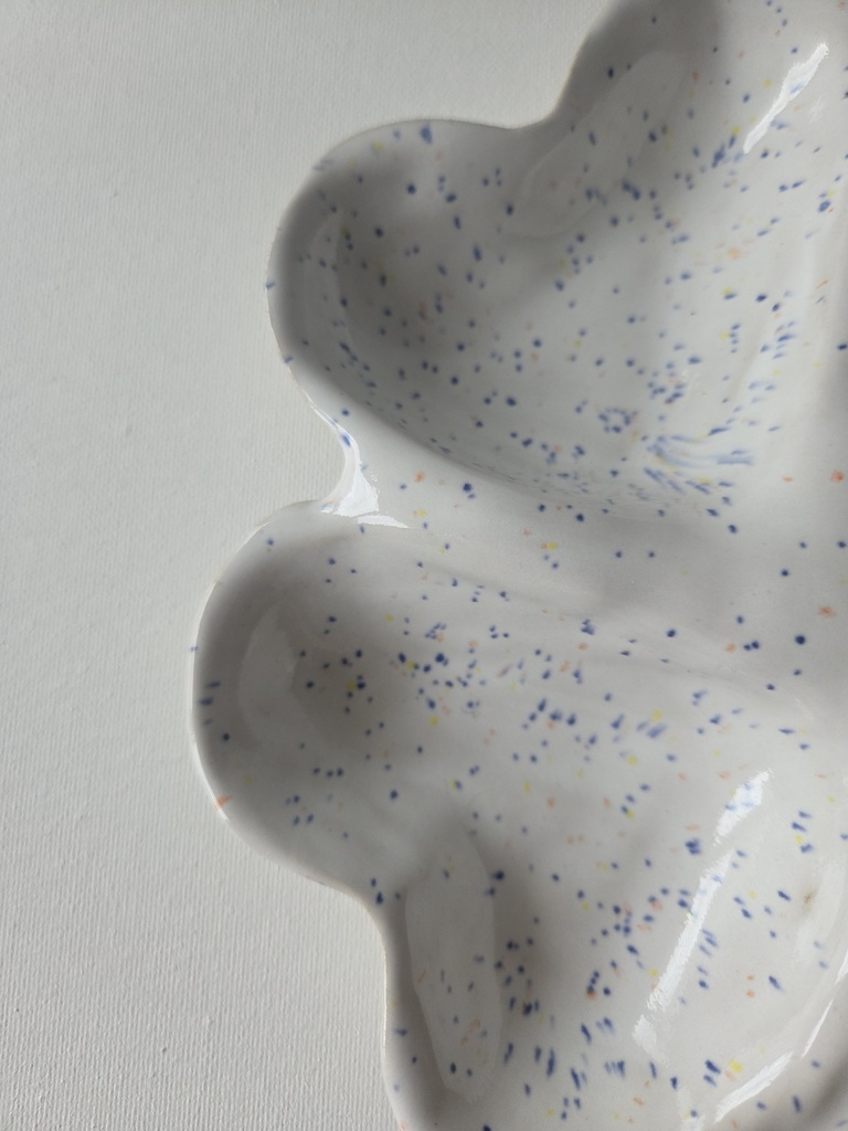 W74 snack hartenschaal witte spikkel