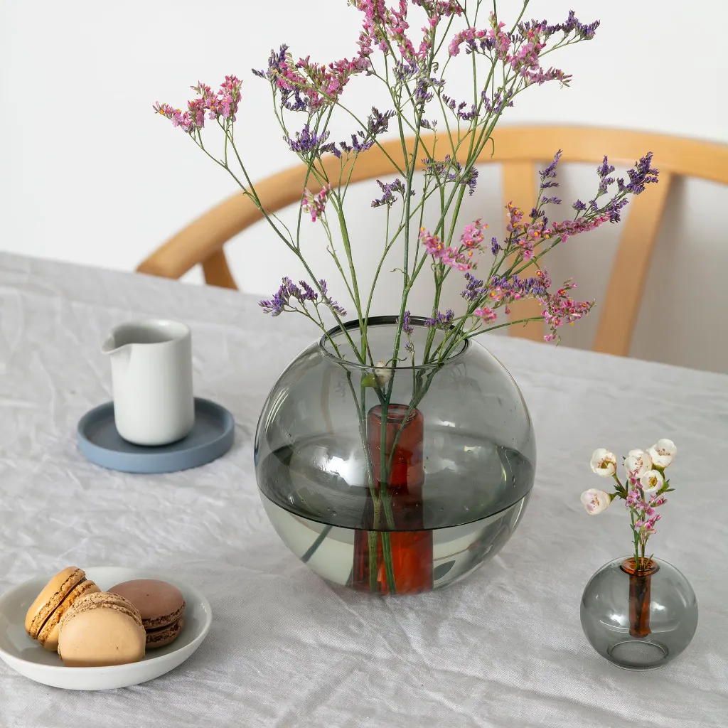 Bubble-vase-medium-grey.webp