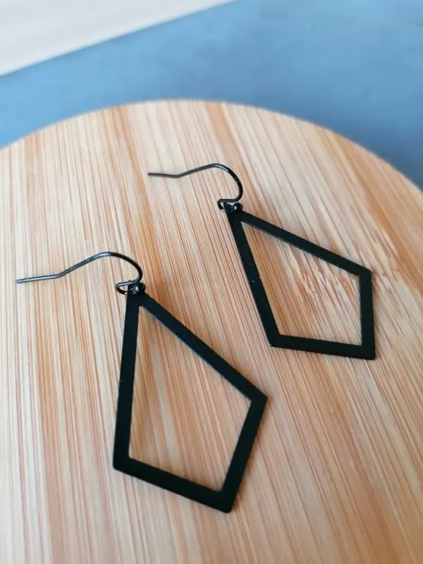 Rhombus (zwart)