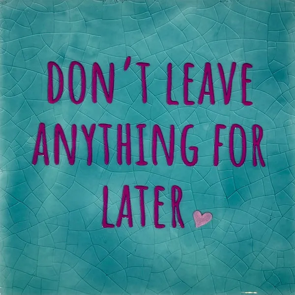 Don't leave anything munt/roze