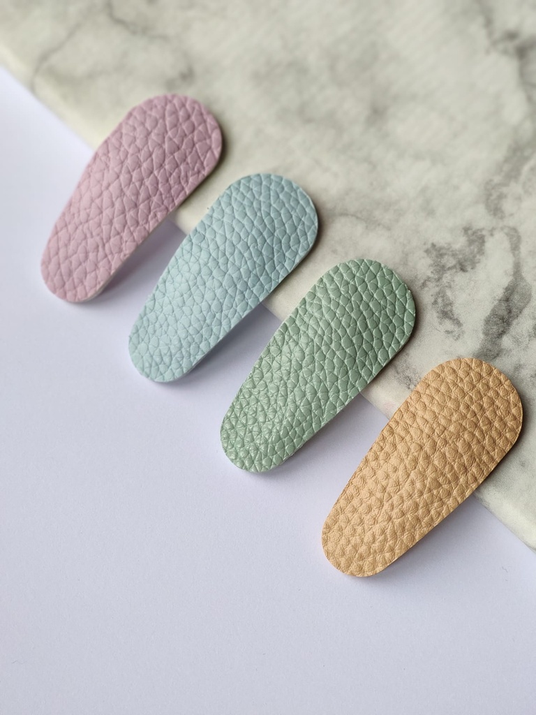 AMANDINE - Set of 4 Snap Clips