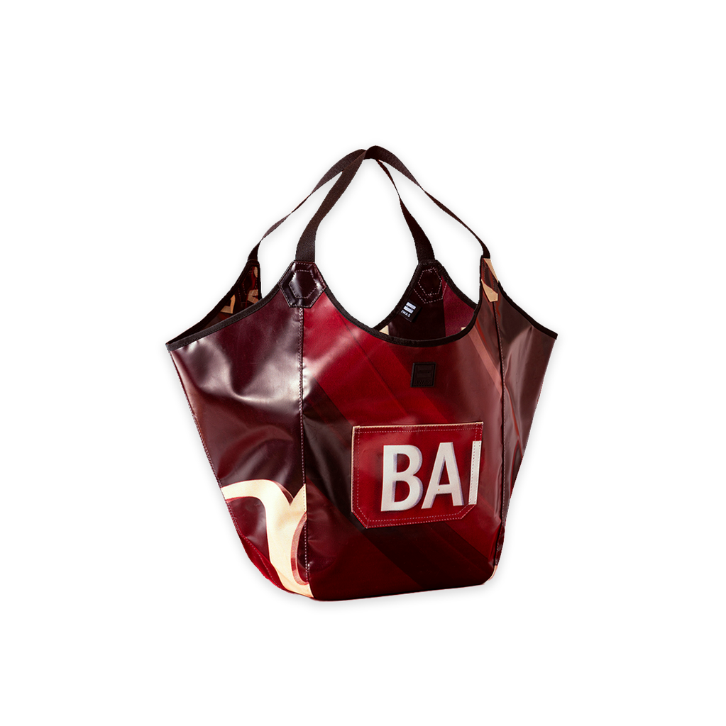 Tote bag billboard