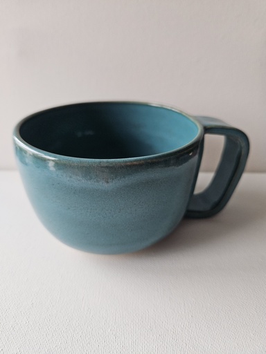 [W27] Blauwe mok met oor